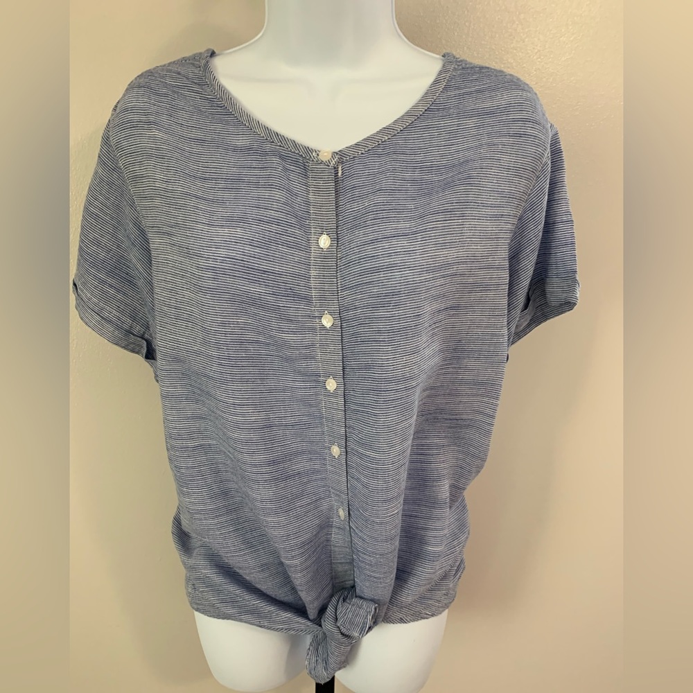 Gap Button Down Top